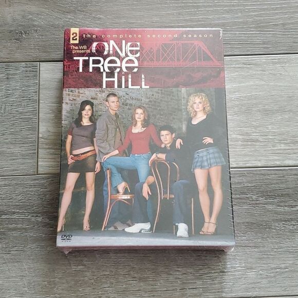 DVD COLLECTION: One Tree Hill Season 2 - Picture 1 of 3